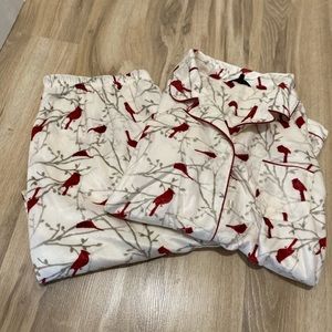 Cardinal Holiday 2-piece pajama set